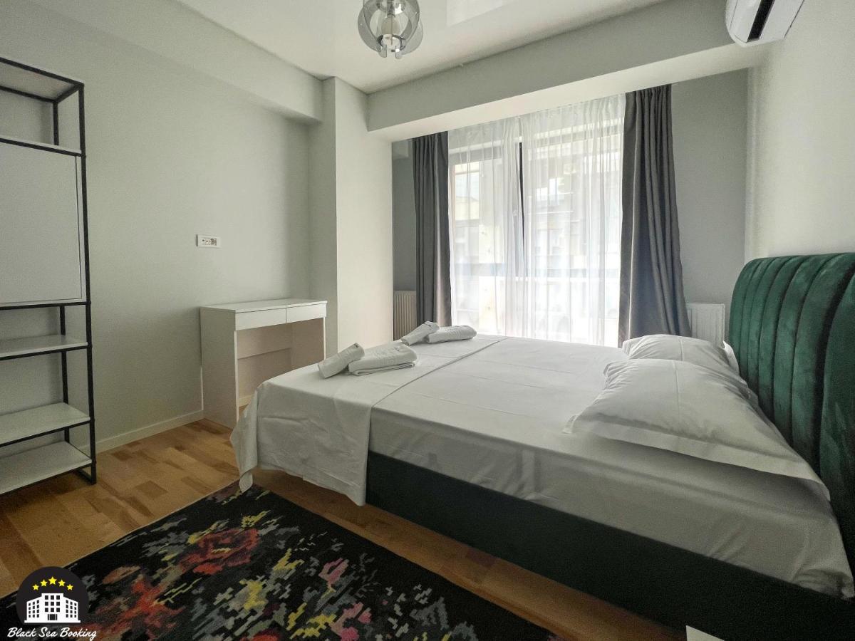 Black Sea Booking - Sky Năvodari Eksteriør billede