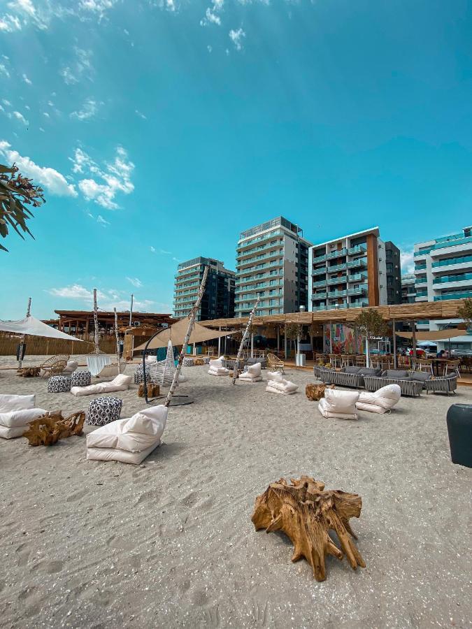 Black Sea Booking - Sky Năvodari Eksteriør billede
